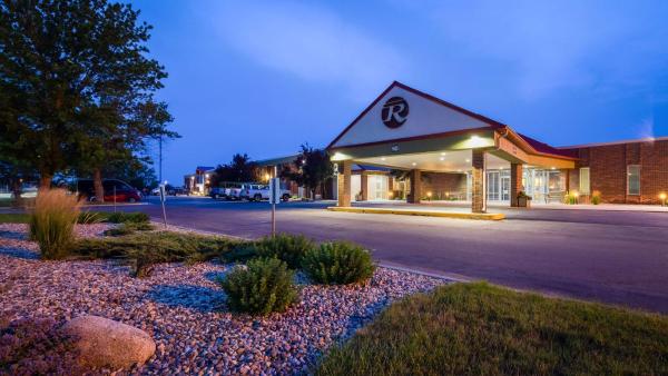 Best Western Ramkota Hotel Aberdeen, Đặt Khách sạn Aberdeen South Dakota