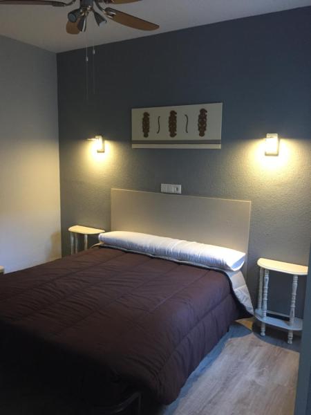 Hostal Rosales, Đặt Nhà khách Aranda de Duero 