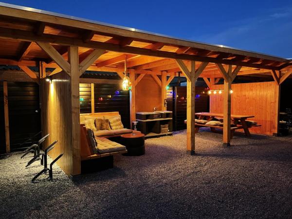 Beach House 9, Đặt Nhà khách Scharendijke 