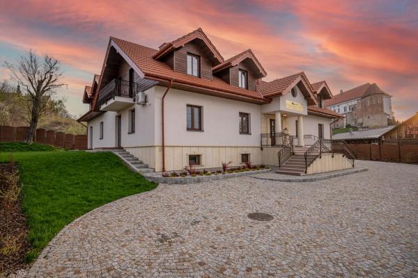 Zamkowe Apartamenty, Đặt Khách sạn căn hộ Sandomierz 