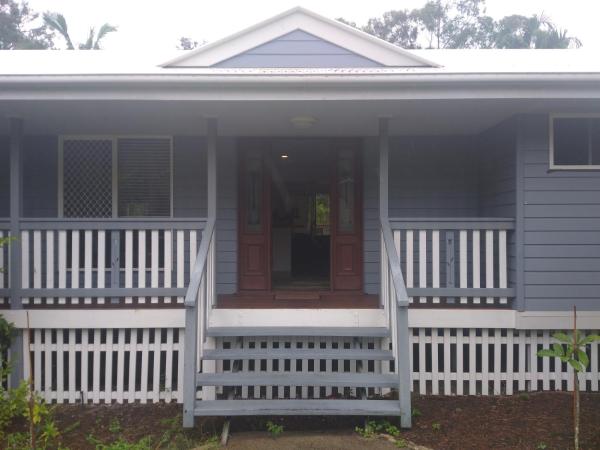 Near to Everything Yet in a Rainforest setting, Đặt Ở cùng gia đình địa phương Tewantin Noosa