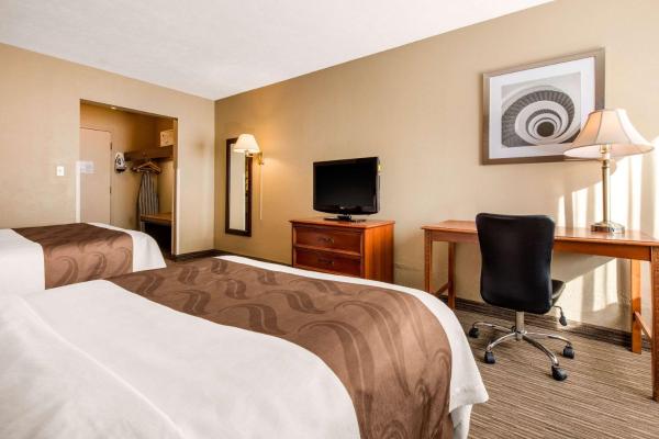 Quality Inn & Suites New Castle, Đặt Khách sạn New Castle Pennsylvania