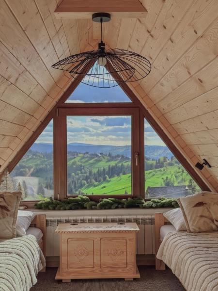 Domki Widokowelove z widokiem na panoramę Tatr - mountain view, Đặt Nhà gỗ Khách sạn ở Lesser Poland có chỗ đỗ xe, Bãi đậu xe