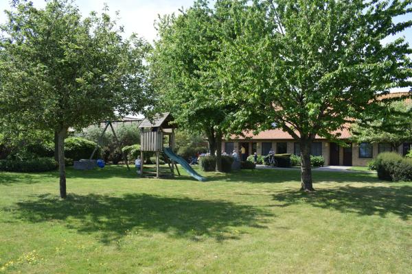 DE MEIBOOM vakantiehoeve tot 21 pers, Đặt Căn hộ Langemark-Poelkapelle Westhoek