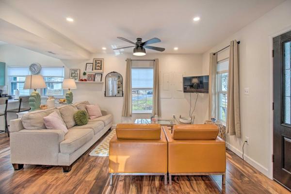 Sunny Front Royal Vacation Rental with Hot Tub!, Đặt Nhà nghỉ dưỡng Front Royal Shenandoah National Park