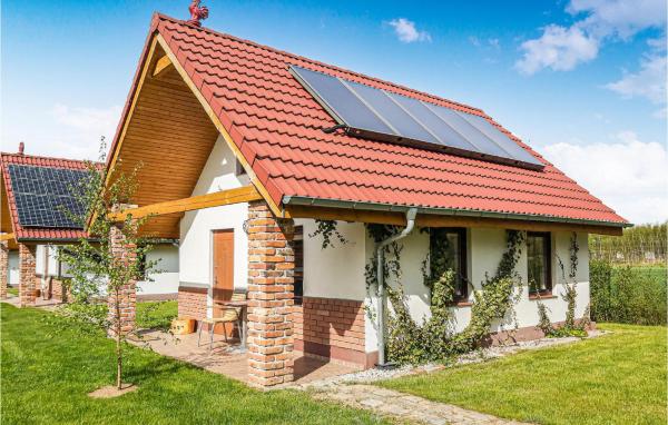 Stunning Home In Gubin With Sauna, Đặt Nhà nghỉ dưỡng Gubin 
