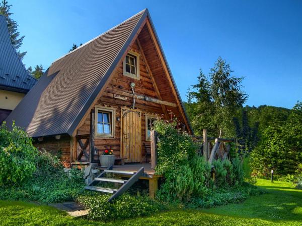 Domek Oaza Tatry I, Đặt Nhà gỗ Nhà tranh ở Lesser Poland, Nhà tranh