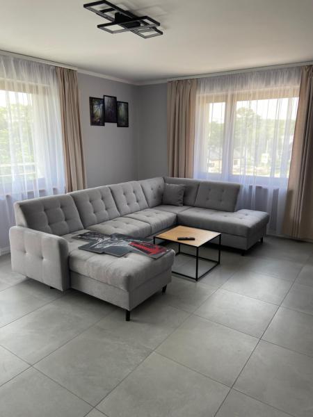 Energylandia Zator noclegi apartament pokoje do wynajęcia, Đặt  Khách sạn ở Lesser Poland có chỗ đỗ xe, Bãi đậu xe