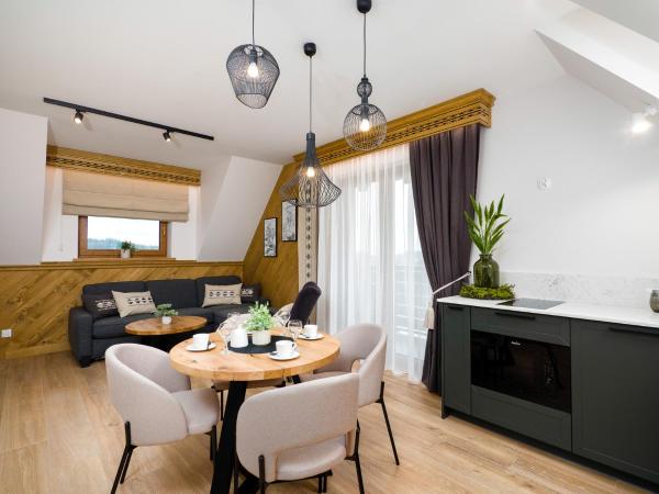 Apartamenty Górski Prestige, Đặt Căn hộ Khách sạn ở Lesser Poland có chỗ đỗ xe, Bãi đậu xe
