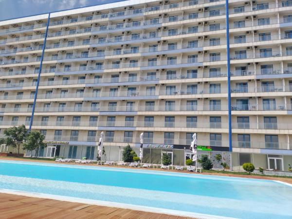 BLAXY Resort STEFI, Đặt  Khách sạn tại Constanta có Hồ bơi, Hồ bơi
