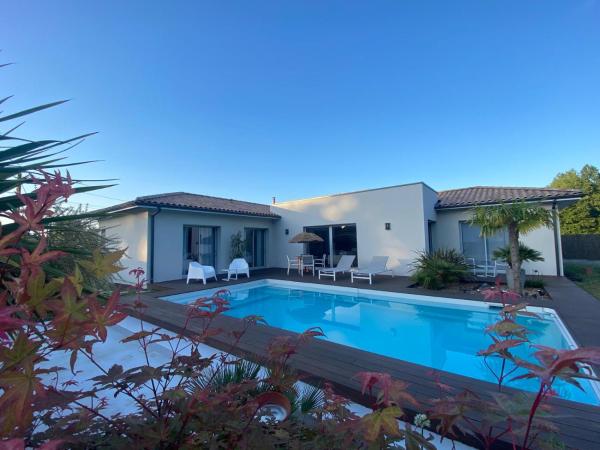 La Musardise Guest House, Đặt  Berson 