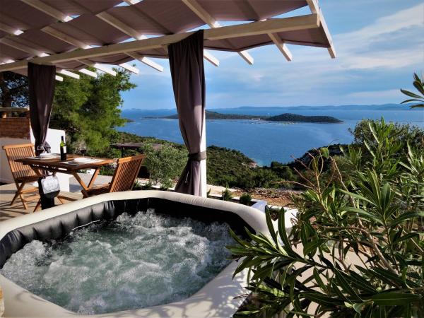 Villa Kornati, Đặt  Tkon Pasman Island