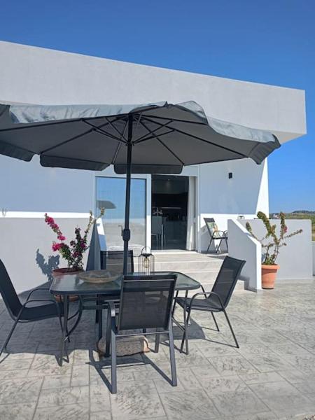 Blue Sky Villa, Đặt  Kalithies Rhodes Town