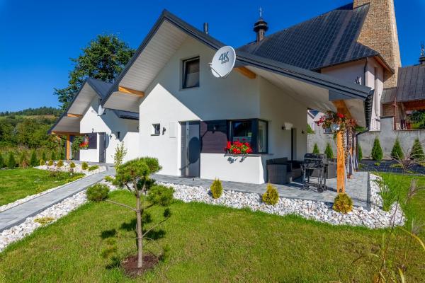 Domki Rynek16, Đặt  Khách sạn ở Lesser Poland có chỗ đỗ xe, Bãi đậu xe