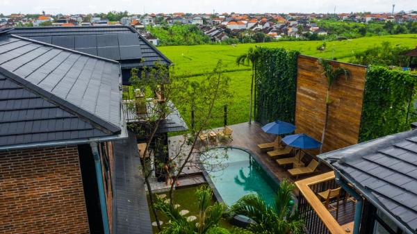 Villa Asgard, Đặt  Dalung 