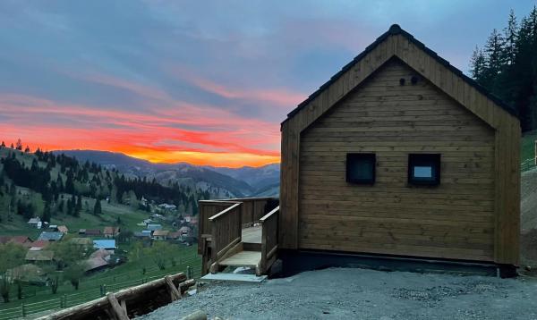Kaliba Cabins, Đặt  Khách sạn ở Transylvania có chỗ đỗ xe, Bãi đậu xe