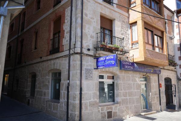 Apartamentos turisticos Empecinado, Đặt  Roa 