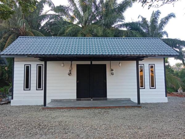 4X4 HOMESTAY & KOPITIAM, Đặt  Parit Raja Johor