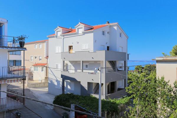 Apartments with parking space Podstrana, Split - 6072, Đặt Căn hộ Podstrana Split Region