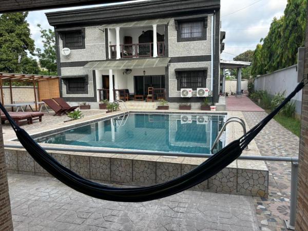 Villa Fely RDC, Đặt  Khách sạn tại Kribi có Hồ bơi, Hồ bơi