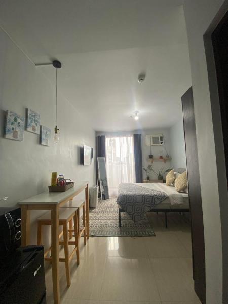 Ohana Buenbyahe Studio Rooms with balcony in Mandaluyong, Edsa Shaw Mrt and Megamall, Đặt  Khách sạn Giá rẻ tại Luzon