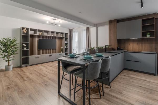 Luxury Grey Apartments, Đặt Căn hộ Khách sạn ở Transylvania có chỗ đỗ xe, Bãi đậu xe