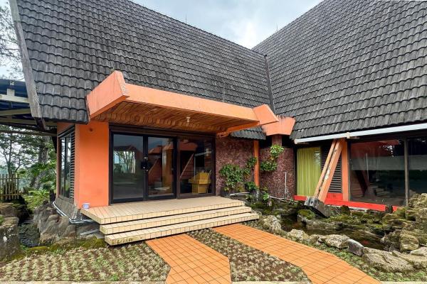 Urbanview Hotel AR Cottage Gambung, Đặt  Gambung West Java