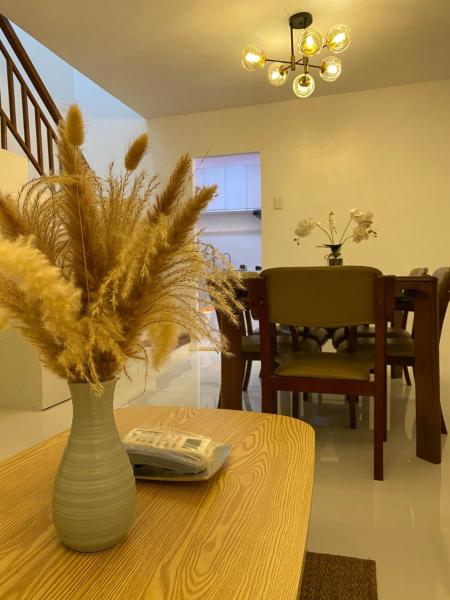 Sakura Transient House Angeles, Đặt  Angeles 