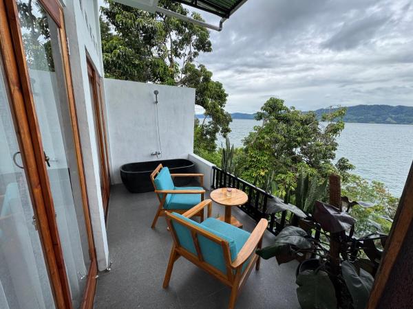 Janji Maria Cottage, Đặt  Tuk Tuk 