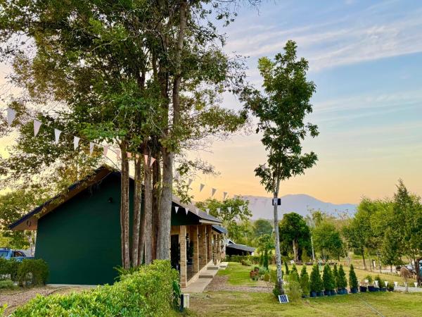 แคมป์คาฟ จันทบุรี ( Kamp Kaff), Đặt  Ban Khlong Som Chanthaburi Province