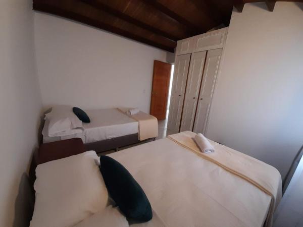 Road Living Home, Đặt  Medellín Antioquia