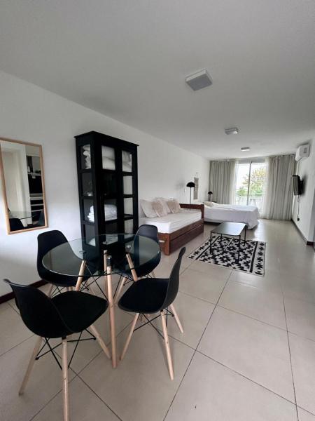 Dos Orillas, Monoambiente 111, Đặt Căn hộ Khách sạn tại Colonia có Hồ bơi, Hồ bơi