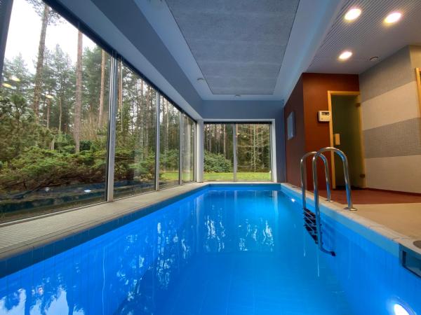 Kakumäe Raba Villa - puhkemaja basseiniga Tallinnas, Đặt  Khách sạn ở Baltic Sea có hồ bơi, Hồ bơi