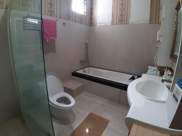 Villa Casa Ilona, Đặt  Salakan Yogyakarta