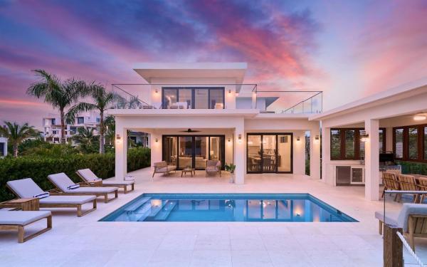 Sunny Bay Estate Villa 4 Bedroom Waterfront, Đặt  Providenciales Turks &amp; Caicos Islands