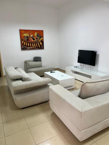 Moradia no Centro da Cidade, Đặt  Luanda Angola