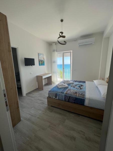 La Finestra Sul Mare, Đặt  Torretta Calabria