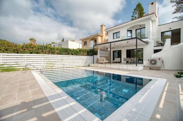 River Pearl Villa, Đặt  Tala Paphos