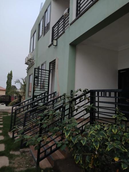 The Dome Apartment 1, Đặt Căn hộ Kumasi Gana