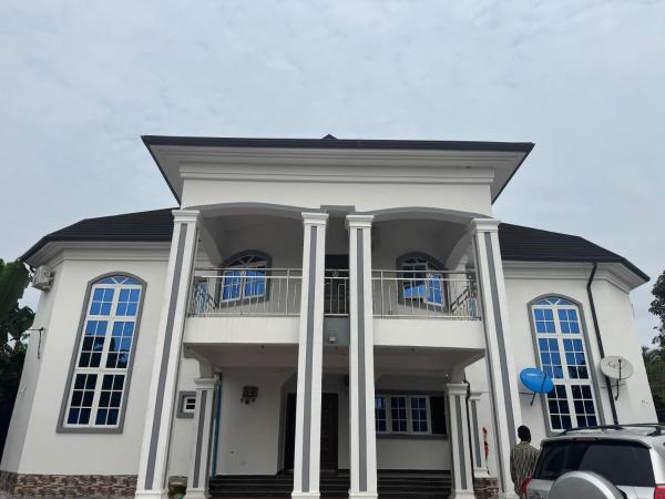 Golden Lily Hotels, Đặt  Uyo Aqua-Ibom