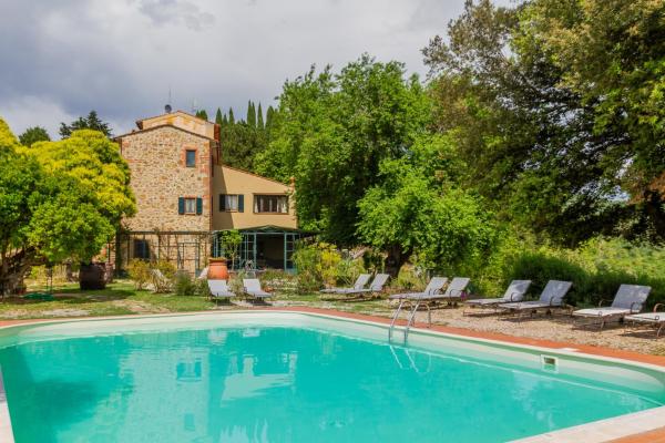 Villa Poggio Bernone, Đặt  Prata Tuscany