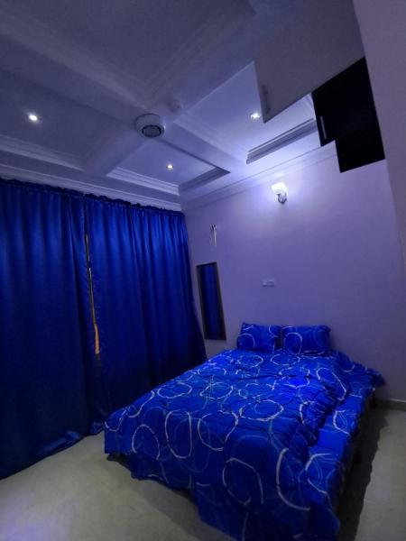 Exquisite Home 2, Đặt  Lekki Eti-Osa
