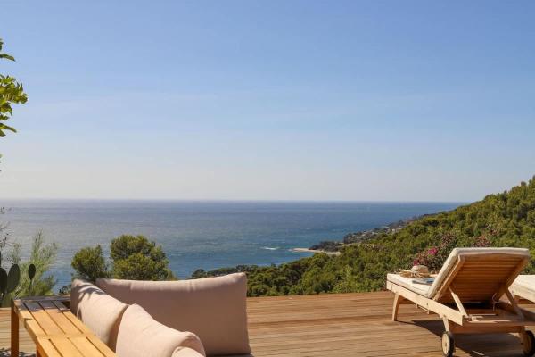 Villa PalmSprings Stunning Sea View & Private Pool, Đặt  Les Salettes Pháp