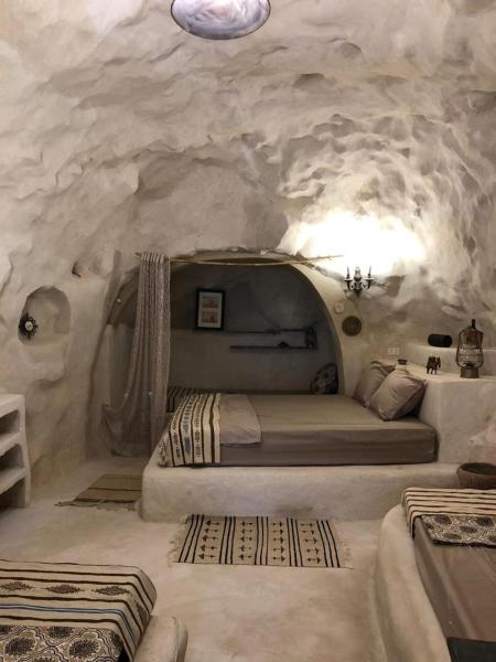 échappée troglodyte unique, Đặt  Tūjān Gabes