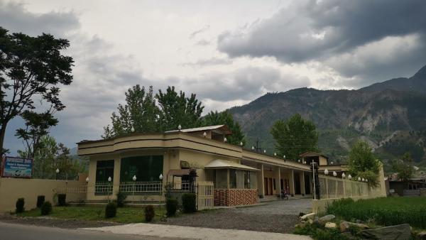 Breeze Inn Hotel & Restaurant, Đặt  Dargai Balochistan