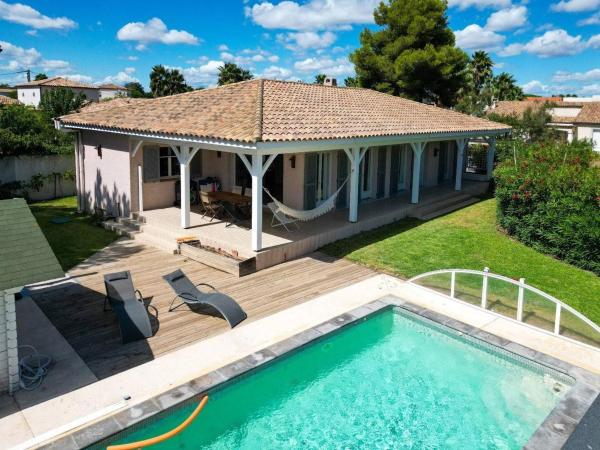 Villa spacieuse 6 pers, piscine privée et WiFi proche mer - FR-1-607-218, Đặt  Khách sạn tại Hérault có Hồ bơi, Hồ bơi