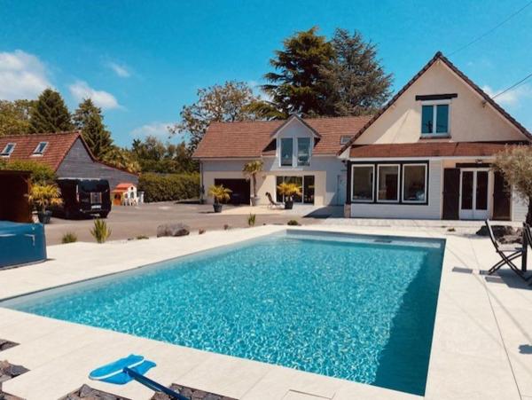 Villa Canyon, Đặt  Khách sạn tại Normandy có Hồ bơi, Hồ bơi