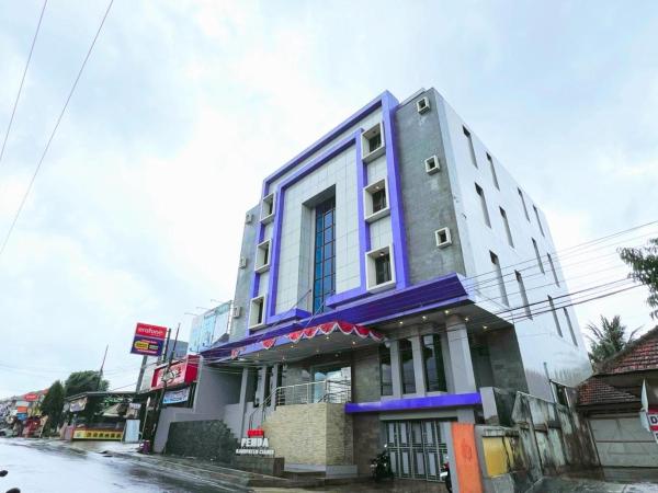 The Grand Hotel Ciamis, Đặt  Ciamis West Java