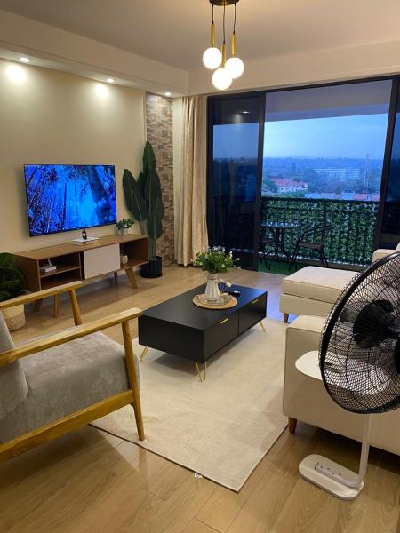 urban loft retreat apartment with fully equipped gym ,heated swimming pool, private parking and relaxing rooftop with breath taking views, Đặt Căn hộ Nairobi Nairobi
