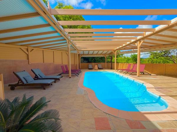 Villa Case Bourbon Piscine, Fitness et Jeux, Đặt  Khách sạn tại Le Marin có Hồ bơi, Hồ bơi